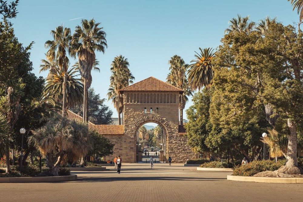 Maudy Ayunda Diterima di 5 Kampus Bergengsi Dunia 5 5. Stanford University