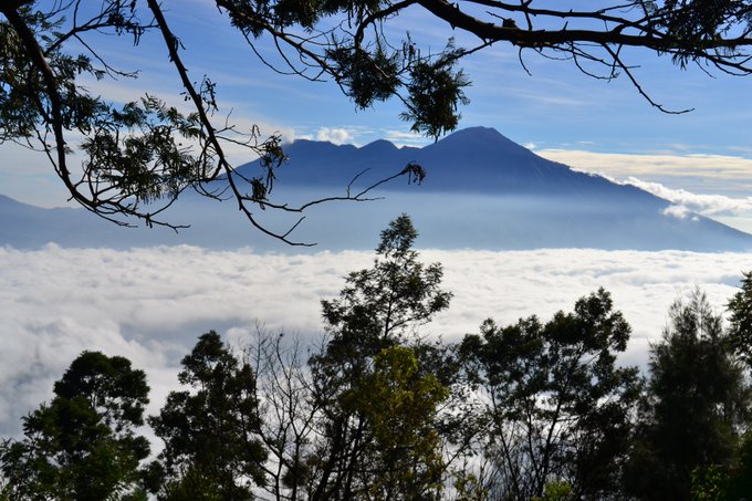 Ini Rekomendasi Gunung dan Tips Mendaki Gunung bagi Pemula 10 Gunung Panderman