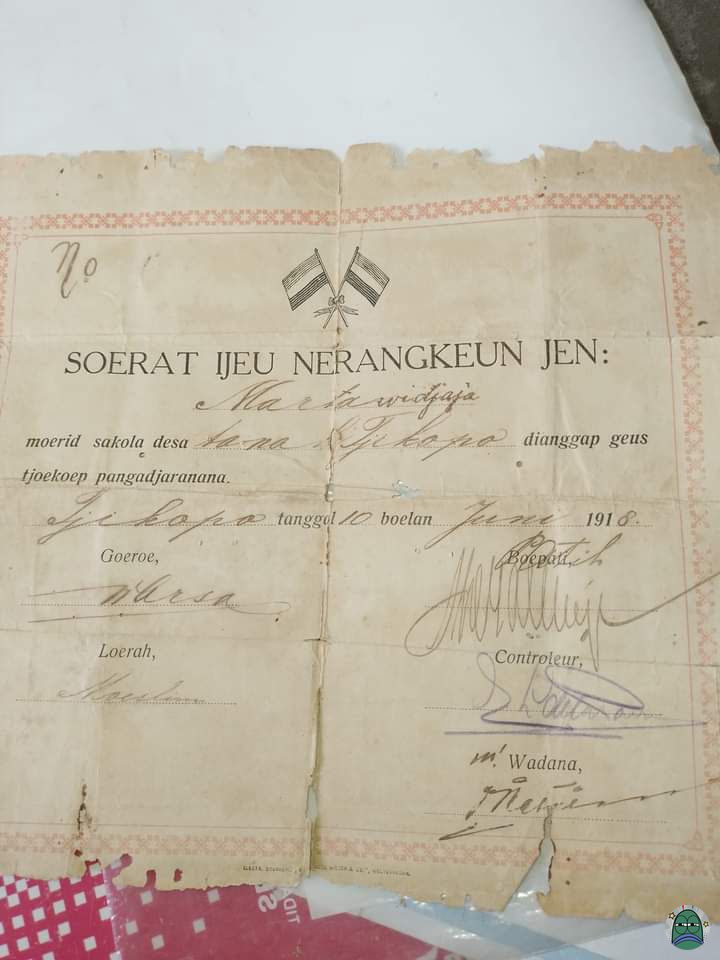 Viral Penampakan Ijazah Sekolah Tahun 1918 Pakai Bahasa Sunda 2 twitter tanyarlfess