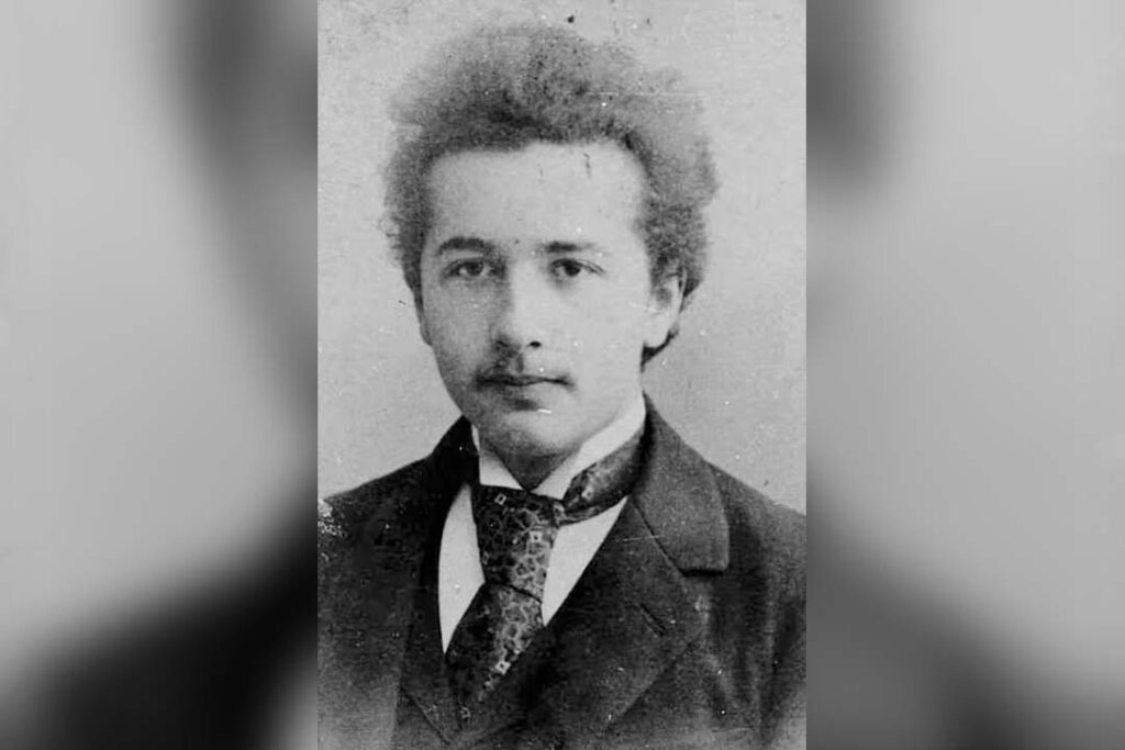 6. Fakta Unik Albert Einstein yang Jarang Diketahui Banyak Orang 3 3