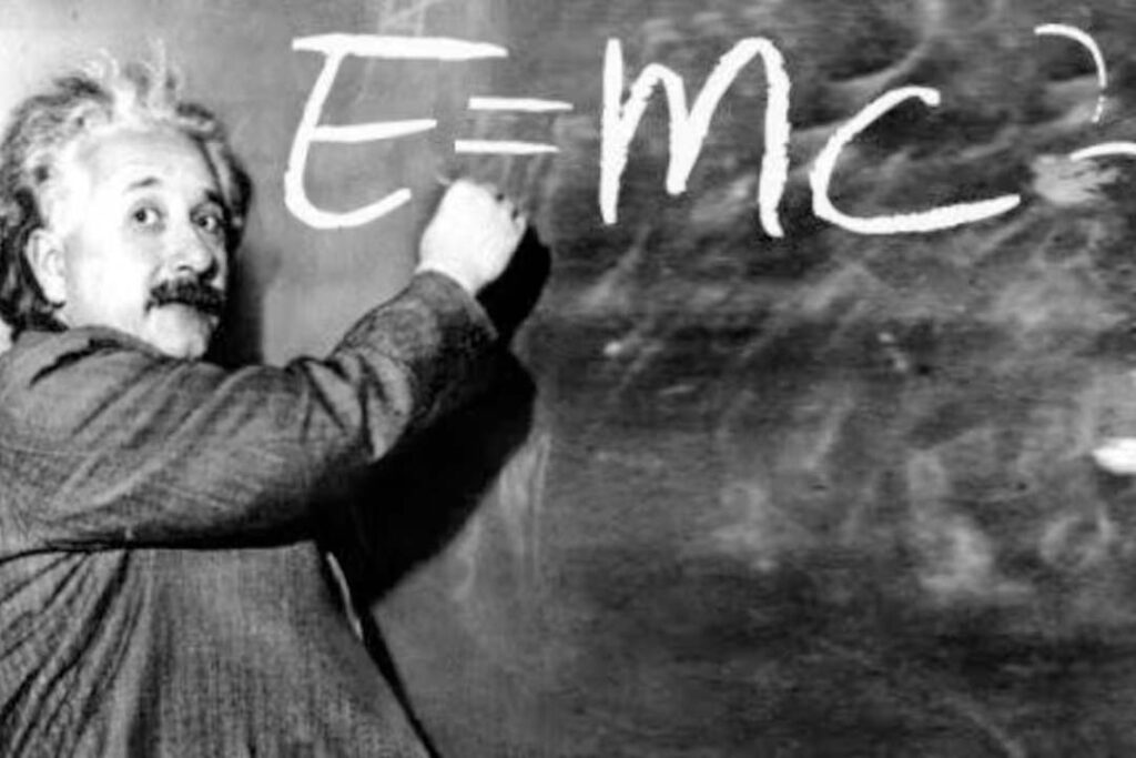 6. Fakta Unik Albert Einstein yang Jarang Diketahui Banyak Orang 6 6