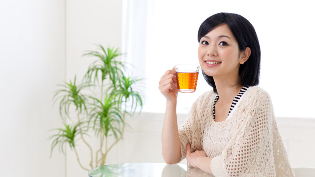 Ini Dia Alasan Kamu Tidak Dianjurkan Untuk Minum Es Teh Saat Buka Puasa 3 064413900 1598252922 Jangan Minum Teh Setelah Makan shutterstock 116644759