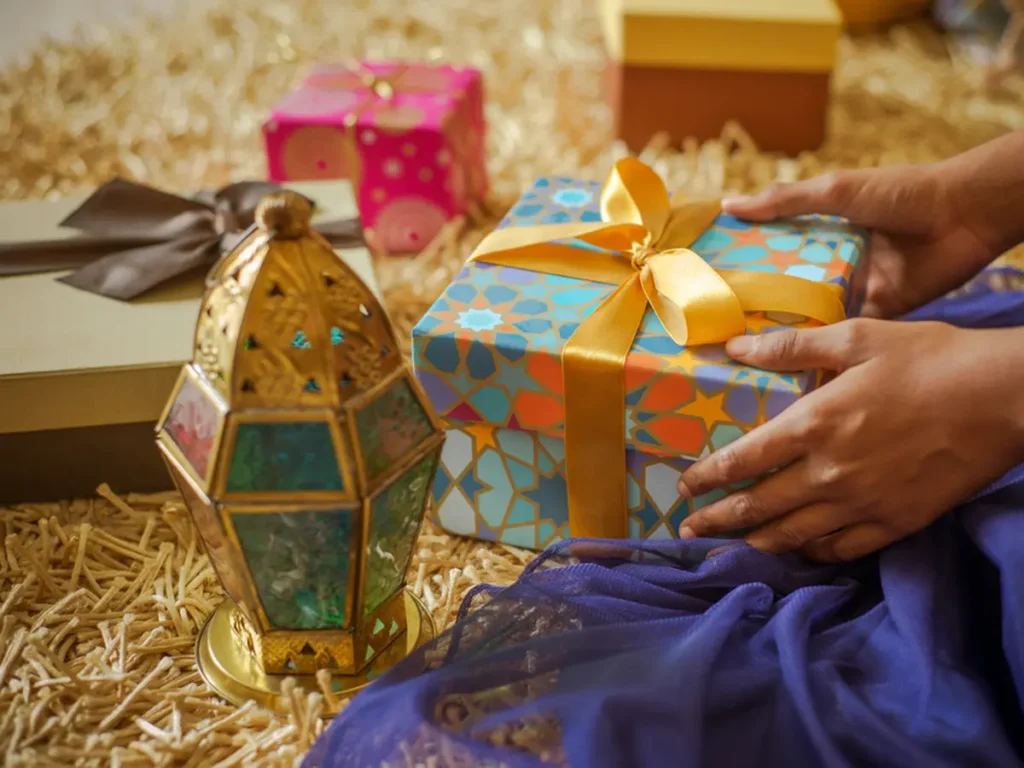 3 Tips Menjaga Keuangan selama Ramadan, Agar Gak Asal Ikut Bukber dan Uangmu Tidak Jebol 4 093023700 1618823948 shutterstock 441593512