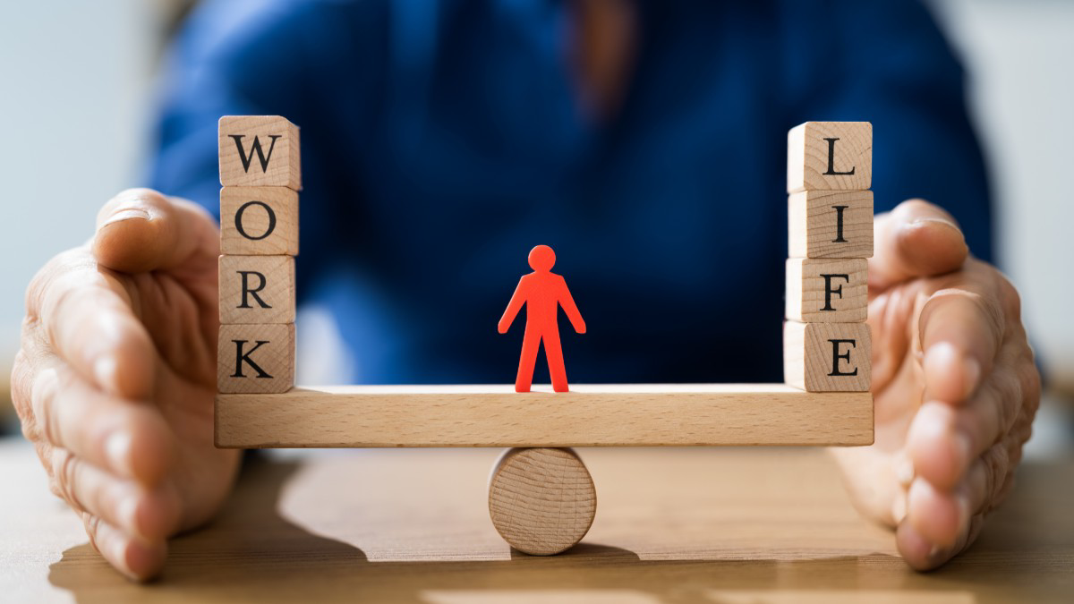 1668659022 10 Cara Mencapai Work Life Balance agar Hidup Seimbang