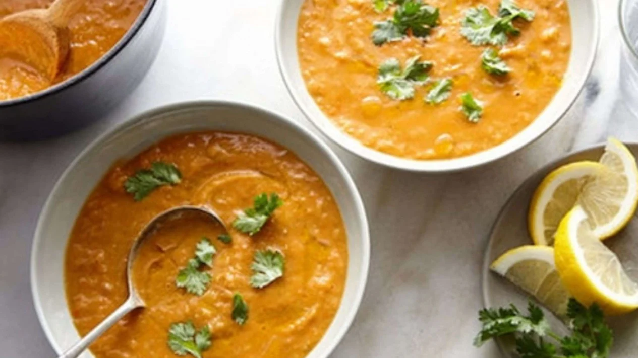 5 Menu Buka Puasa Ini Paling Unik di Dunia, No. 4 Ada Di Indonesia! 2 624e39fd0be91 adas lebanon palestina yordania 1265 711