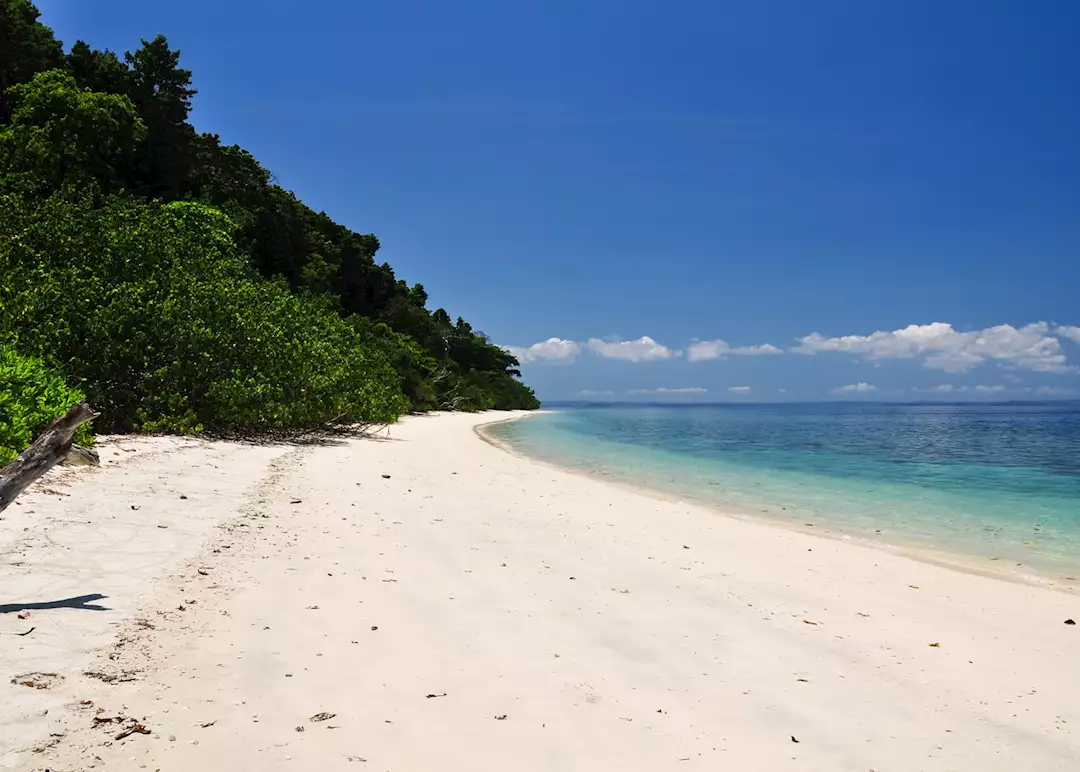 8 Pulau 'Rahasia' dan Terindah di Dunia Tapi Jarang Dijamah Orang 8 1335171 andaman islands
