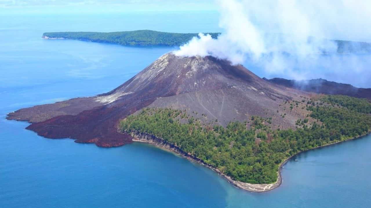 Kamu Wajib Tahu! Berikut 5 Letusan Gunung Api Terdahsyat di Indonesia! 3 6ca325ae krakatau 1280x720 min