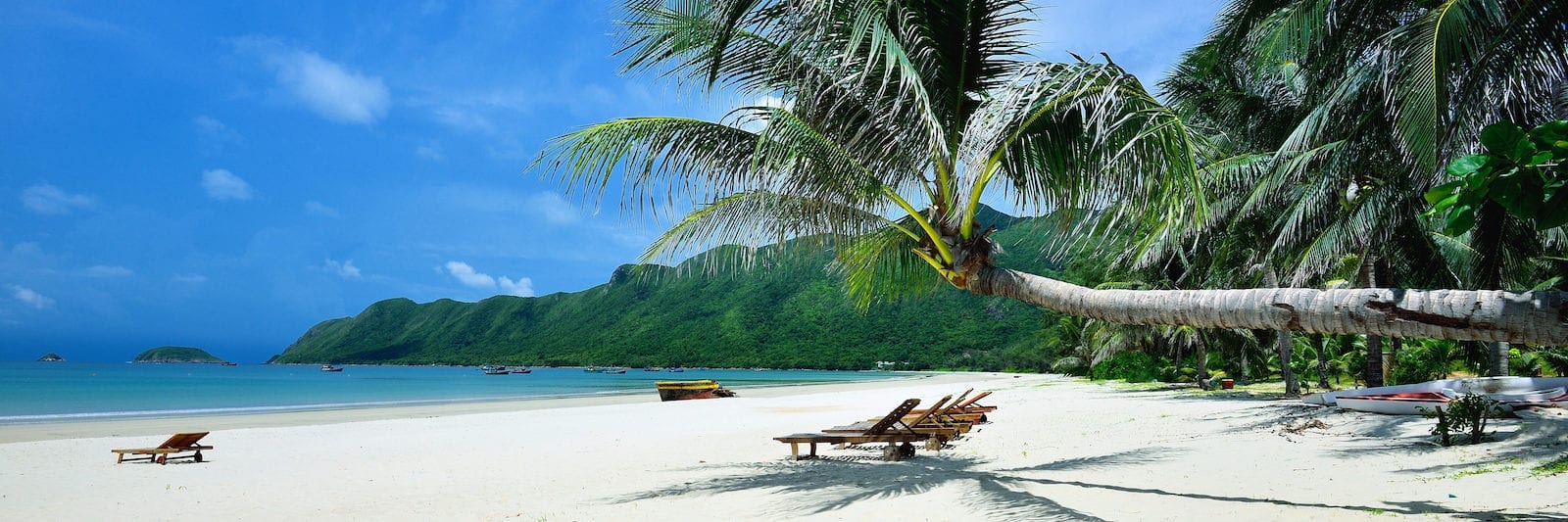 8 Pulau 'Rahasia' dan Terindah di Dunia Tapi Jarang Dijamah Orang 5 Con Dao Islands Vietnam 1600x533 1