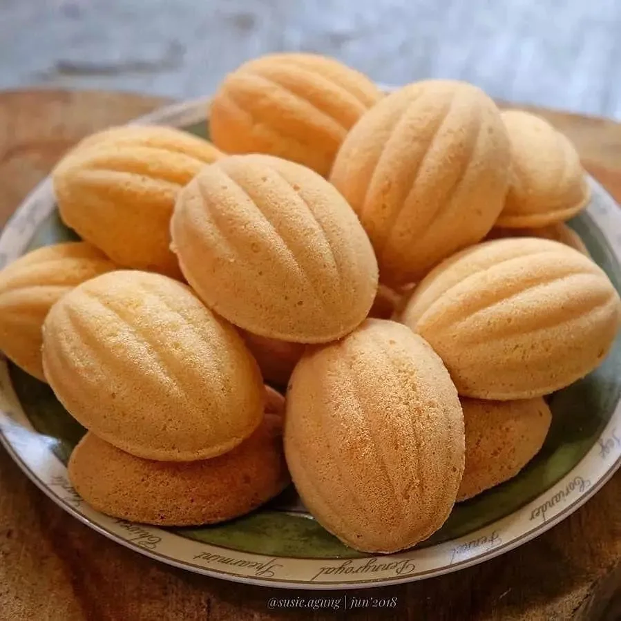 5 Kue Lebaran Jadul Ini Bisa Bikin Kamu Nostalgia Lho! 4 bolu klemben 13477e781d