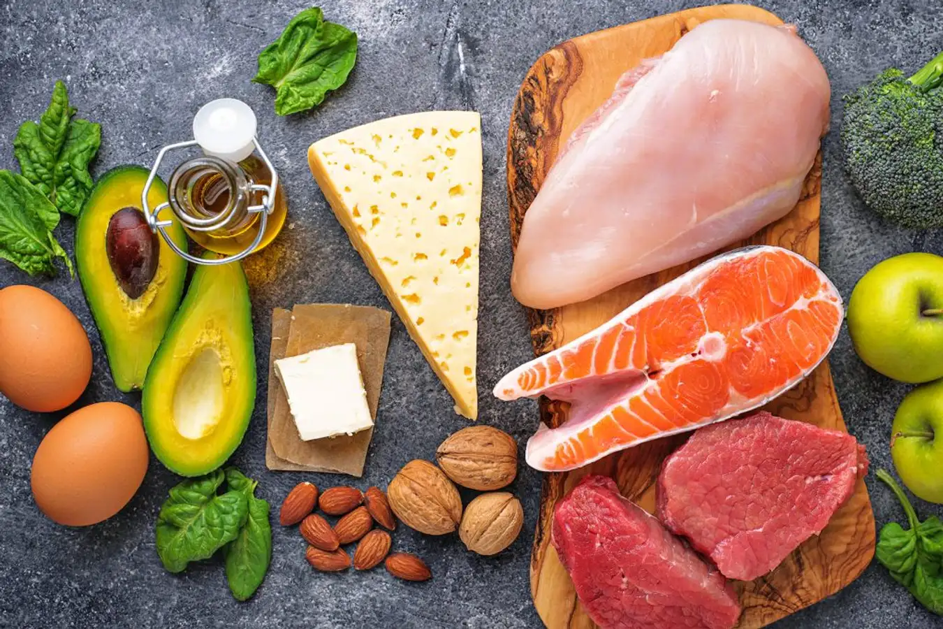 7 Tips Merawat Rambut Bewarna, Agar Lebih Sehat Serta Tahan Lama! 8 01 shutterstock 1046974864 1024x683 1