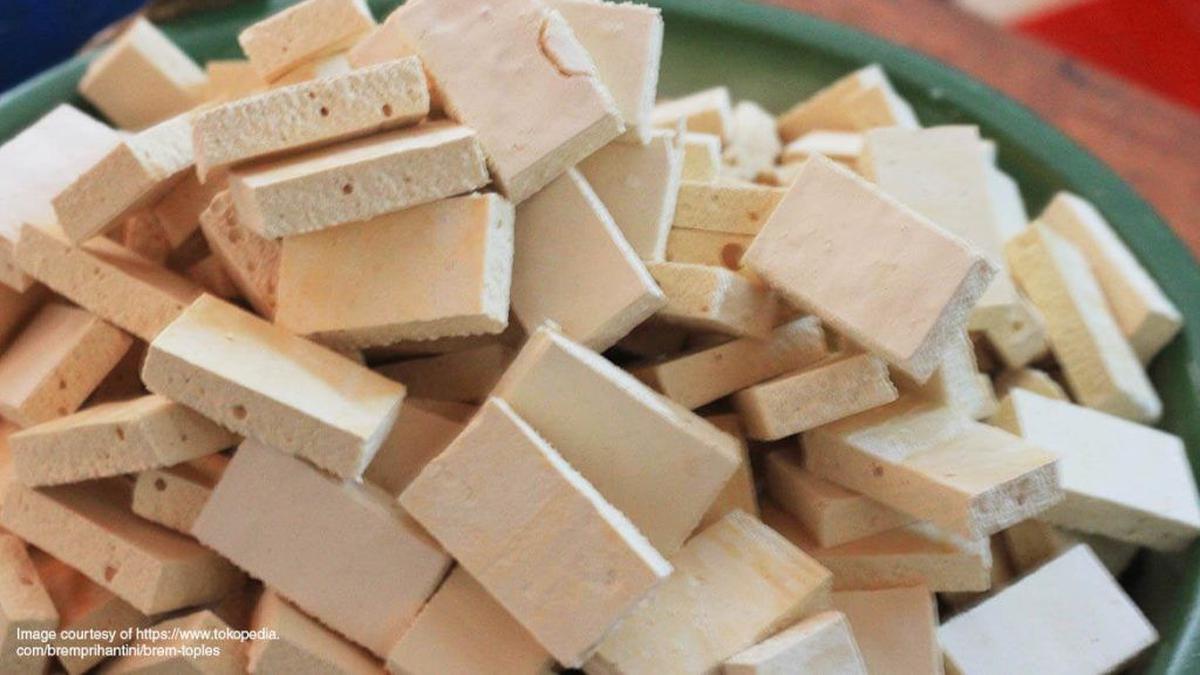 Berikut 6 Makanan Probiotik Tradisional Asli dari Indonesia 5 019289700 1481353507 Editors Note Mengenal Brem dan Manfaatnya 1024x683 1