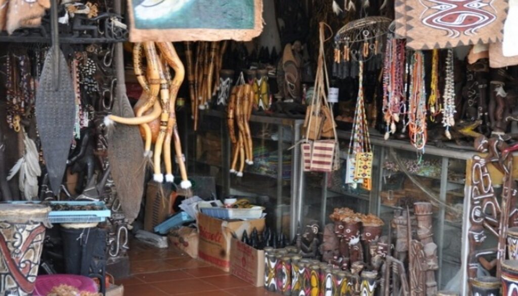 Bukan Hanya Makanan, Papua Juga Memiliki Oleh-Oleh Yang Khas Untuk Pelancong 8 jalan jalan ke papua jangan lupa beli oleh oleh khas papua ini