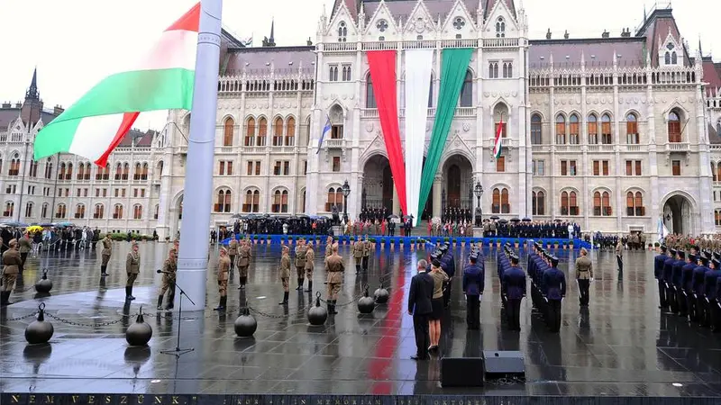 097347700 1595665881 HUNGARY HISTORY ARMY NATIONAL DA 881336 01 02