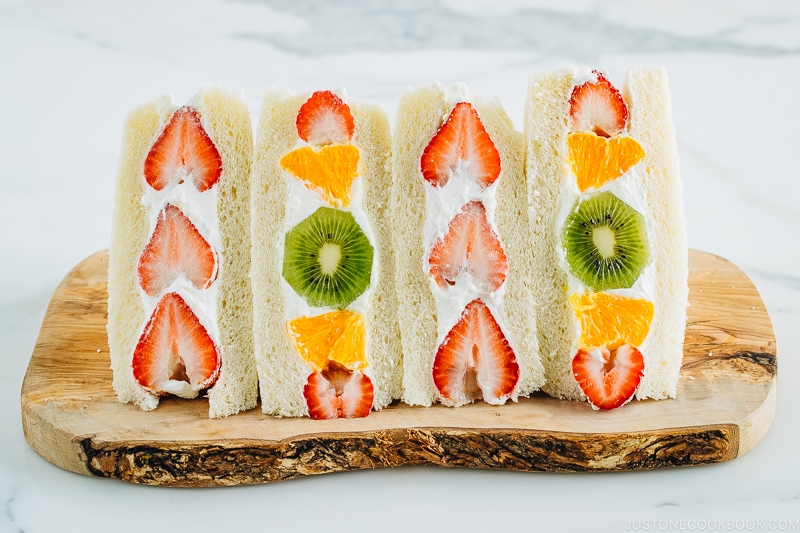 Berikut 5 Rekomendasi Ide Bekal Sehat yang Cocok Dibawa saat Piknik, 5 Fruit Sandwich 5576 I 3
