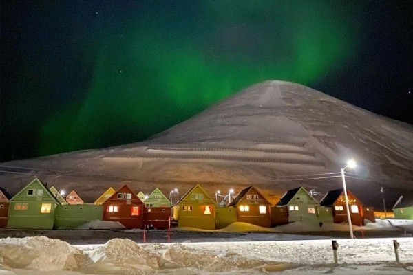 Menarik Untuk Di Kunjungi, 5 Negara Ini Hidup Tanpa Matahari 2 svalbard