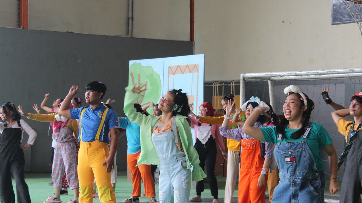 Keseruan 29 Ekstrakurikuler Beraksi saat Demos MPLS SMA Negeri 9 Bandung Tahun 2024! 2 7158ab03 06cf 41a4 81eb 245d91dab590