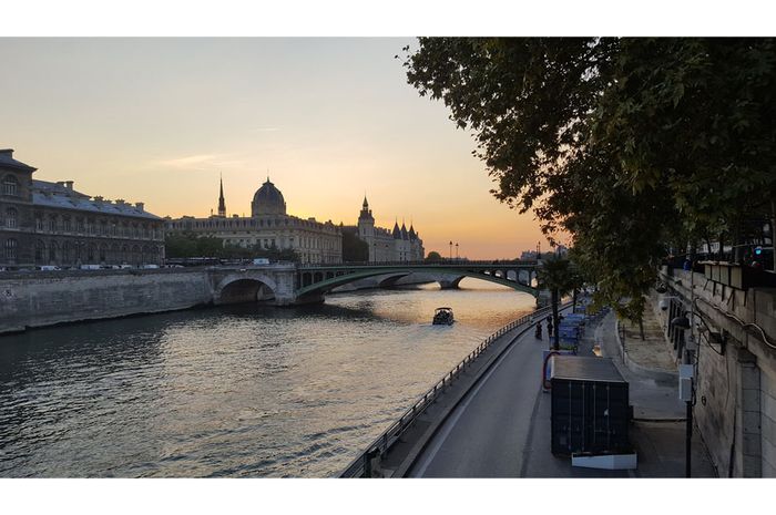 16984 sungai seine di prancis