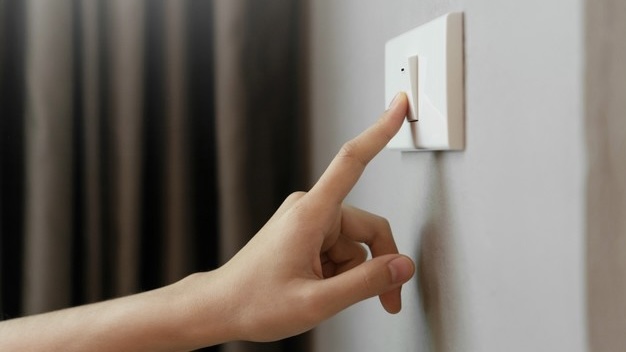 Bikin Tagihan Berkurang! 5 Tips Menghemat Listrik untuk Anak Kos 6 25 Cara Menghemat Listrik