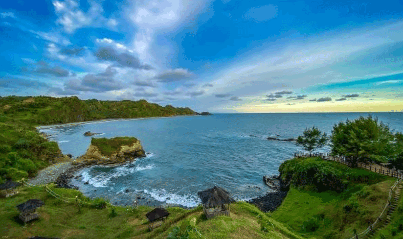 Pantai Menganti Kebumen 1
