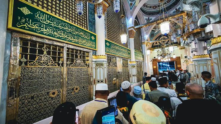Perayaan Maulid Nabi Muhammad SAW di Berbagai Negara 5 5493d7e163a5626d078771ujr 204731