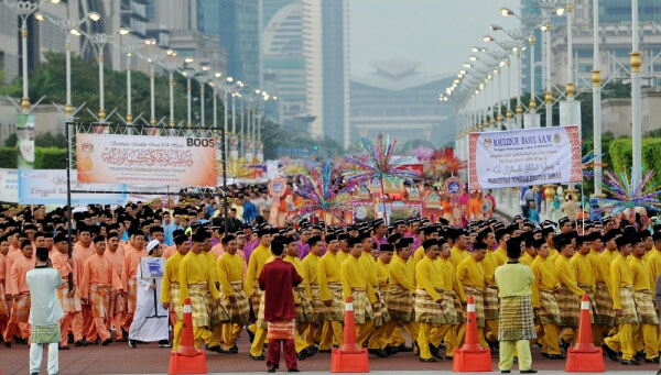 Perayaan Maulid Nabi Muhammad SAW di Berbagai Negara 3 Maulid Nabi di Malaysia