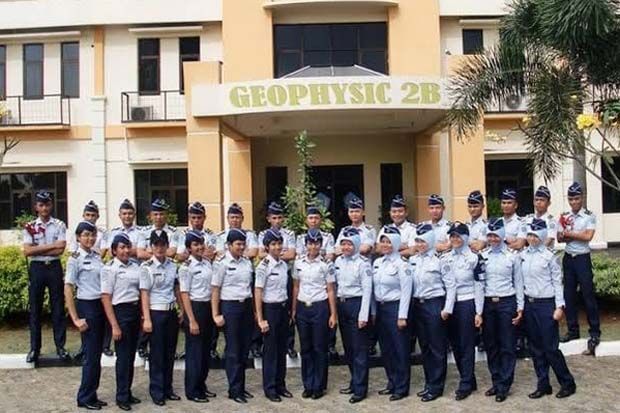 5 Sekolah Kedinasan ini Memperbolehkan Memakai Kacamata 3 Sekolah Tinggi Meteorologi Klimatologi dan Geofisika STMKG Kuliah Gratis Lulus Diangkat Jadi CPNS