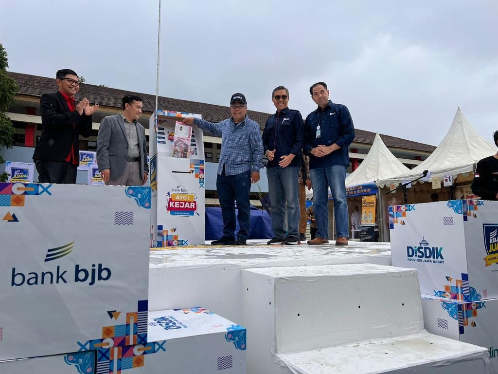 Serunya Event Kelas Juara SMKN 1 Cimahi Dihadiri Tokoh Nasional 2 WhatsApp Image 2023 02 01 at 10.55.48