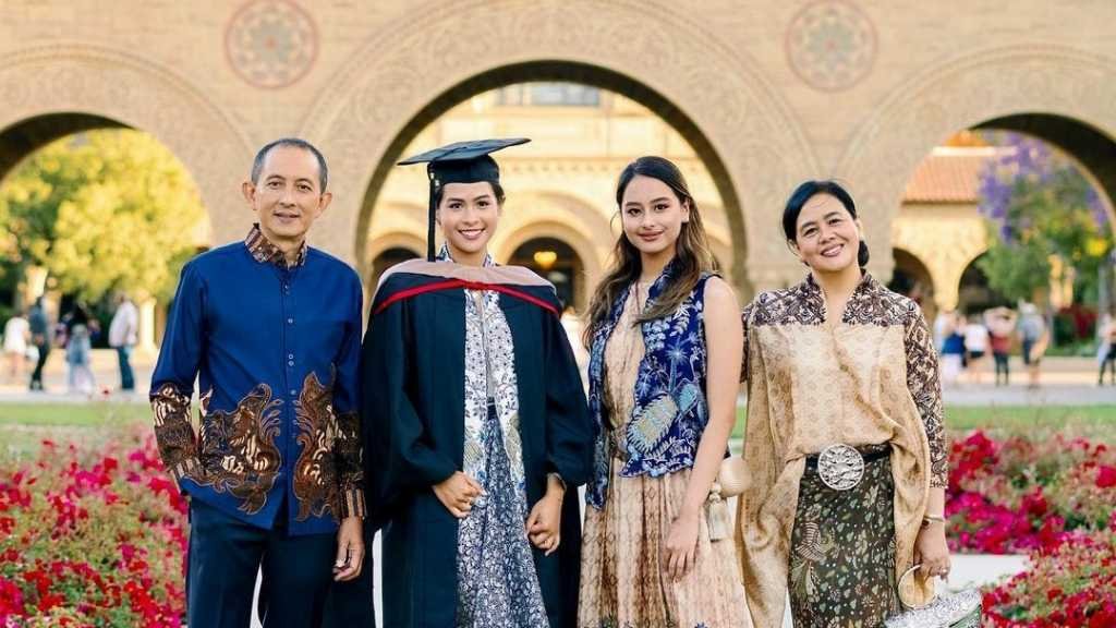 Maudy Ayunda Diterima di 5 Kampus Bergengsi Dunia - Madingmu