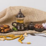 Tips Hemat Saat Bulan Ramadhan 4 tea glass with eastern sweets beads 1