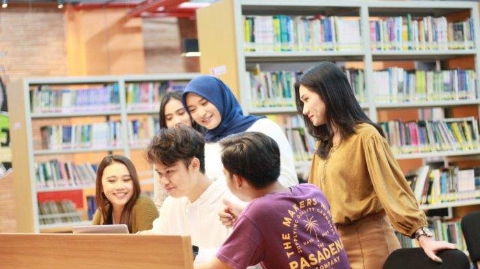 Ini Perbedaan Sekolah Dan Kuliah, Calon Mahasiswa Wajib Tahu - Madingmu