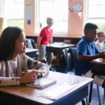 Tips Mudah Memahami Pelajaran di Sekolah 4 pexels rodnae productions 8500640 1