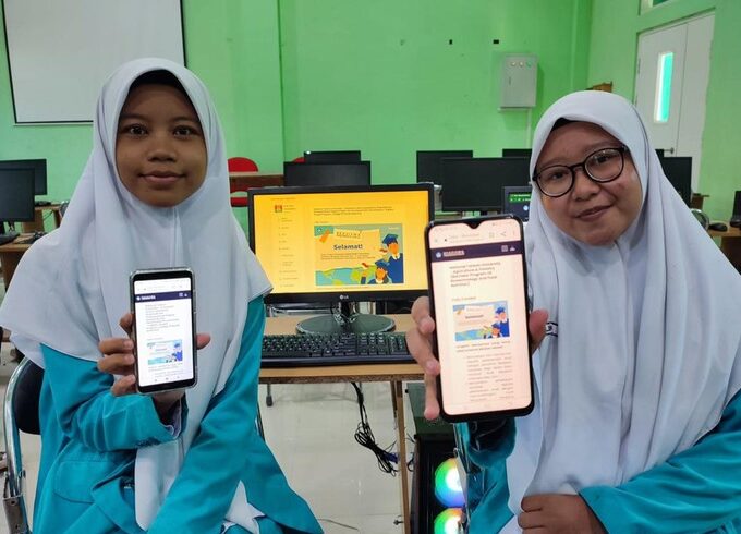 dua siswi man 2 ponorogo diterima di 14 kampus luar negeri 43 e1683689913975