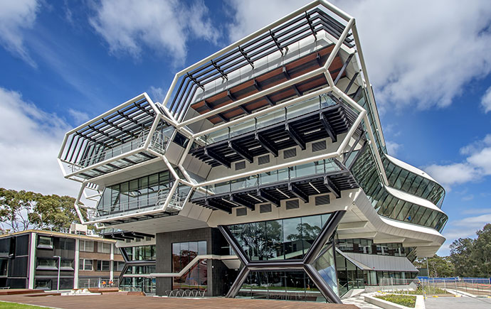 Dibuka Hingga Juni Mendatang! Beasiswa Monash University 2023 Siap Bagikan Tunjangan Rp 138 Juta Per Tahun 1 monash universitu