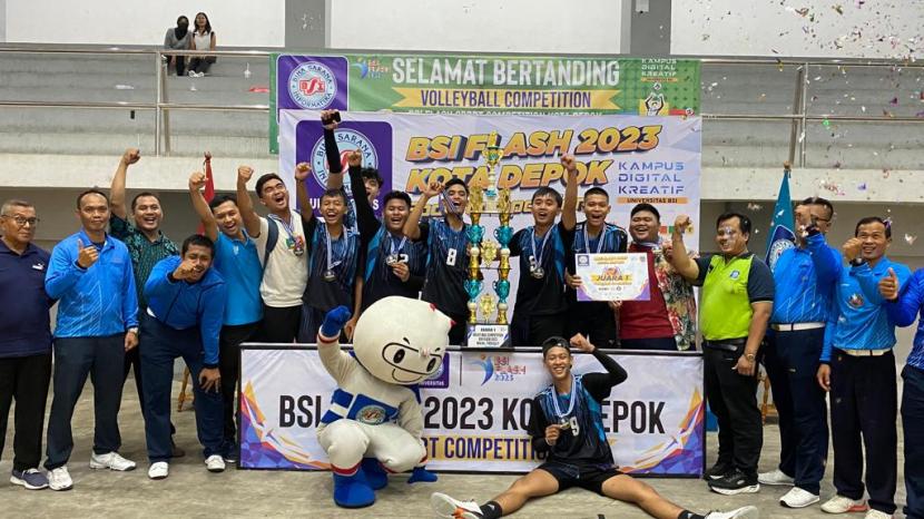 SMA Al Nur Cibinong Meraih Posisi Pertama dalam Kompetisi Bola Voli BSI Flash 2023 1 sma al nur cibinong menobatkan diri sebagai juara 1 230516072527 177