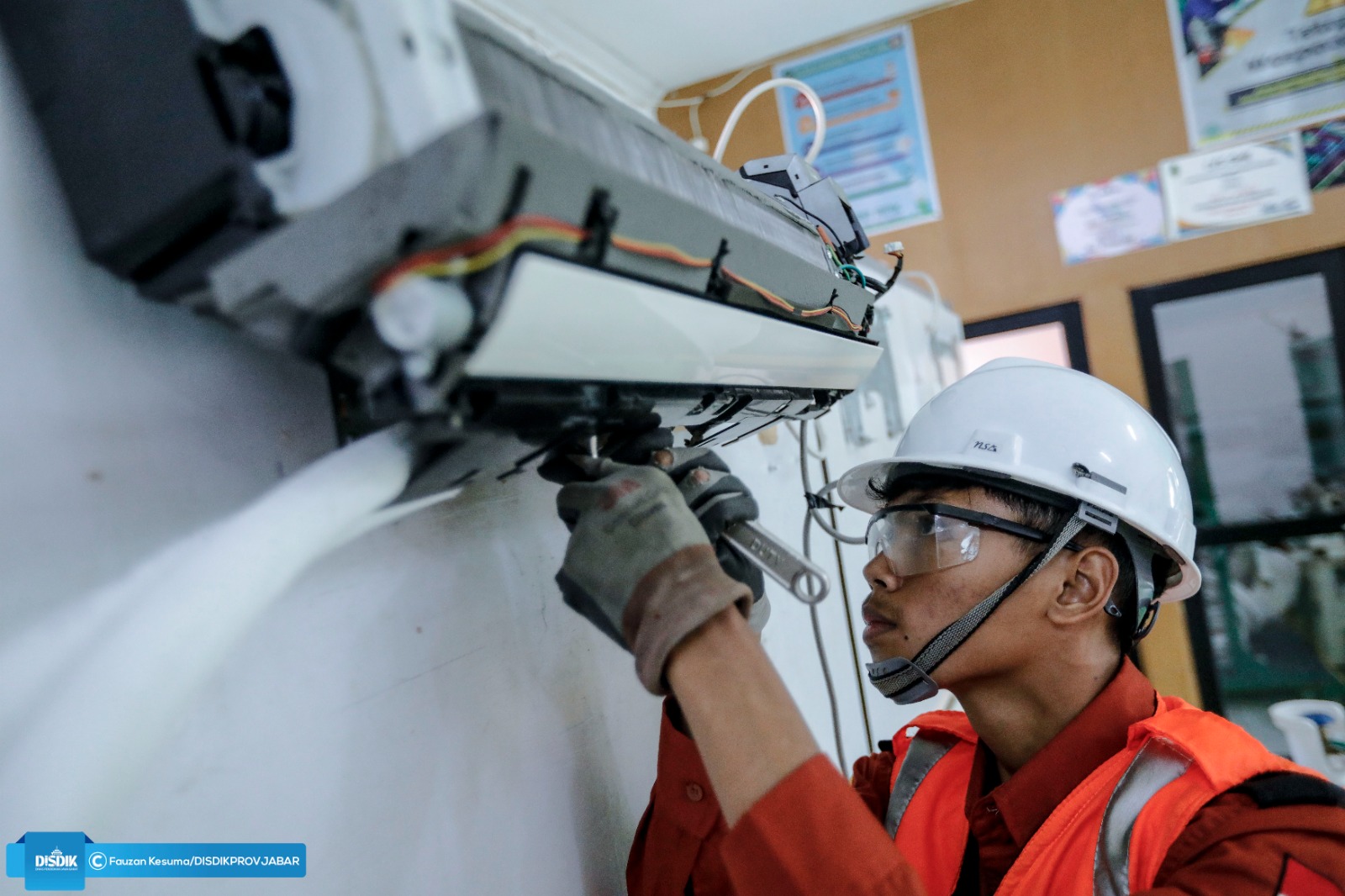 Jabal Noer, Juara 1 LKS Bidang Refrigeration and Air Conditioning 1 attachment 1685090483346