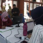 Jadwal Terbaru PPDB SMA dan SMK Tahap 2 di Jabar, Cek Info Lengkapnya di Sini! 3 begini sibuknya sekolah di bandung saat ppdb jabar dimulai 4