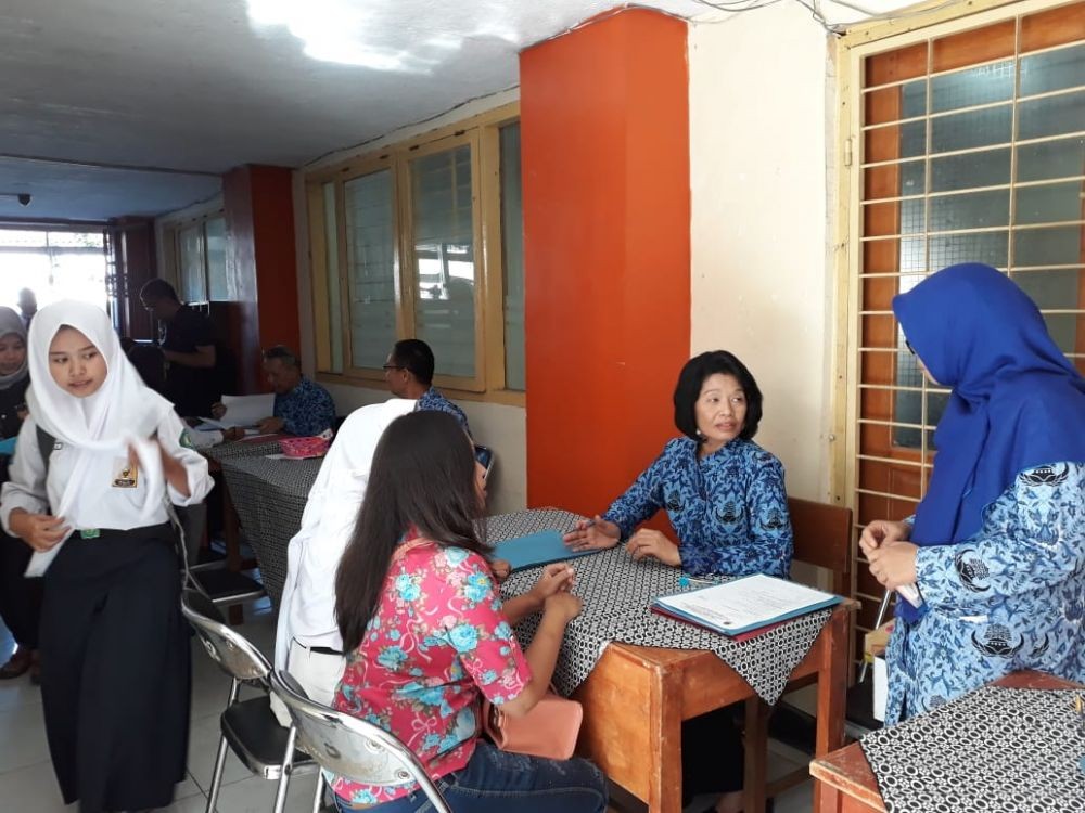 Pendaftaran PPDB hari kedua masih sepi, salah satunya di SMAN 3 Bandung. 1 img 20190617 wa0032 166b8ad17dc2d3f44913c3fd0bdaf2c8