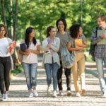Navigasi Culture Shock: 6 Tips Ampuh untuk Mahasiswa Baru 5 20230818111521 fpdl.in multiethnic group young cheerful students walking 171337 11709 large