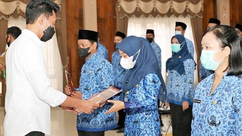 7 Dokumen Wajib untuk Daftar CPNS dan PPPK 2023: Cek Persiapannya! 1 formasi CPNS dan PPPK September 2023 1
