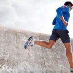 6 Kebiasaan Sederhana yang Membantu Hidup Lebih Lama 5 ilustrasi pria jogging 169