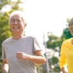 10 Menit untuk Sehat: Kebiasaan Simpel yang Memperpanjang Umur 5 tua