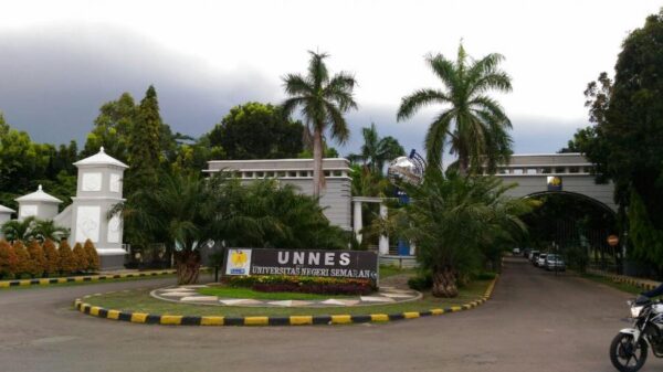unnes 01