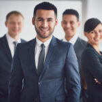 Terfavorit, 5 Jurusan Kuliah Para CEO Top Dunia 5 confident business team with leader