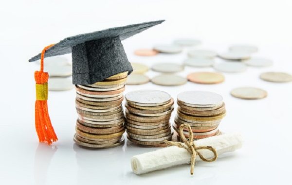 5 Cara Mengatur Keuangan Bagi Pelajar 1 istockphoto 1025444638 170667a 1 600x381 1