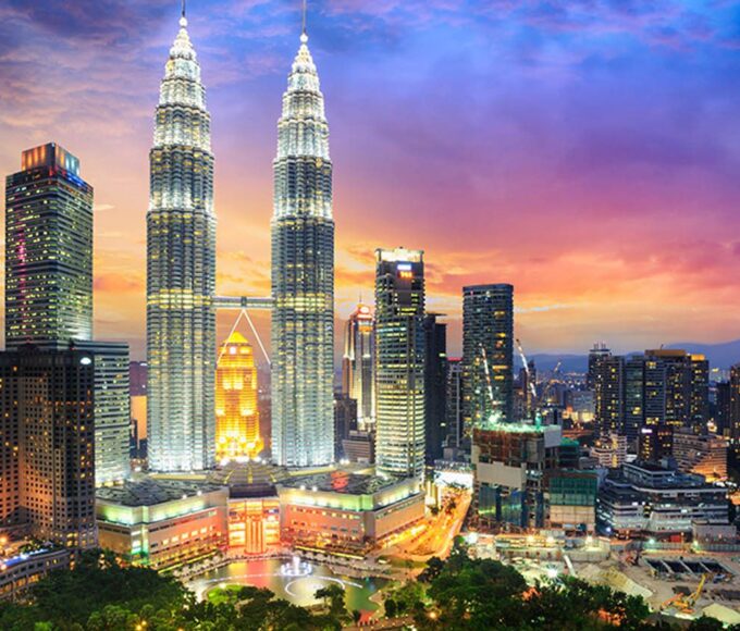 B700410 Cover Syarat Masuk Malaysia