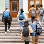 Syarat Kuliah di Luar Negeri