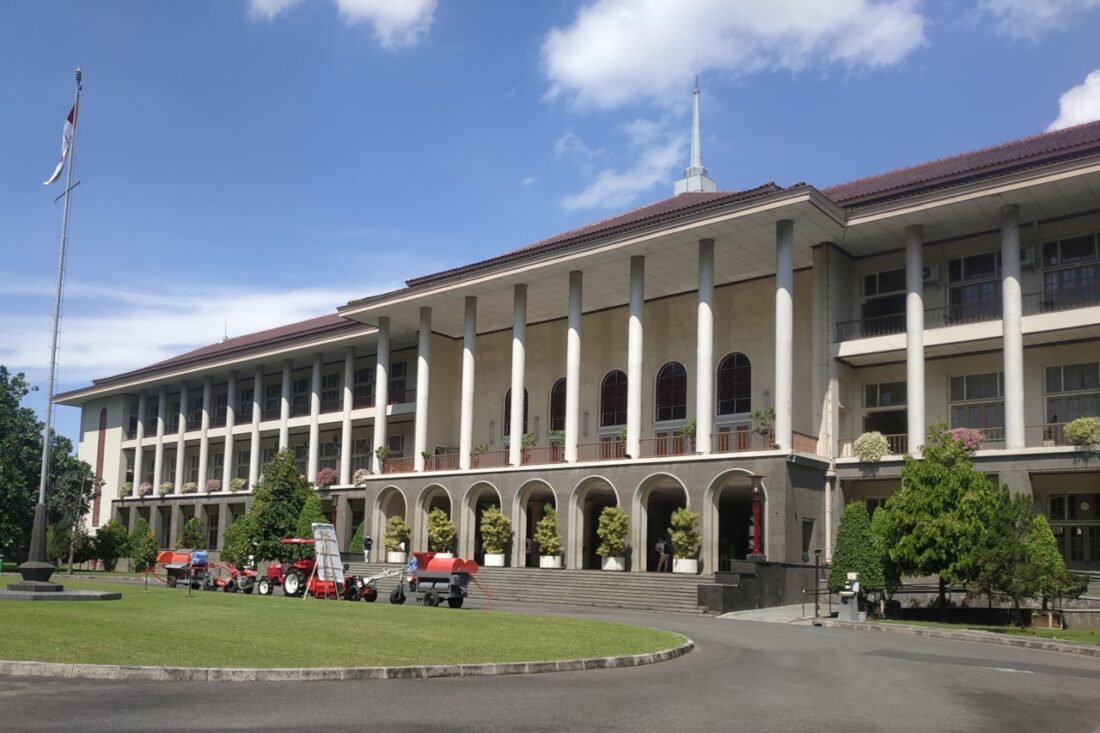 9f0399b4ae3c63988761f676b9e8d738