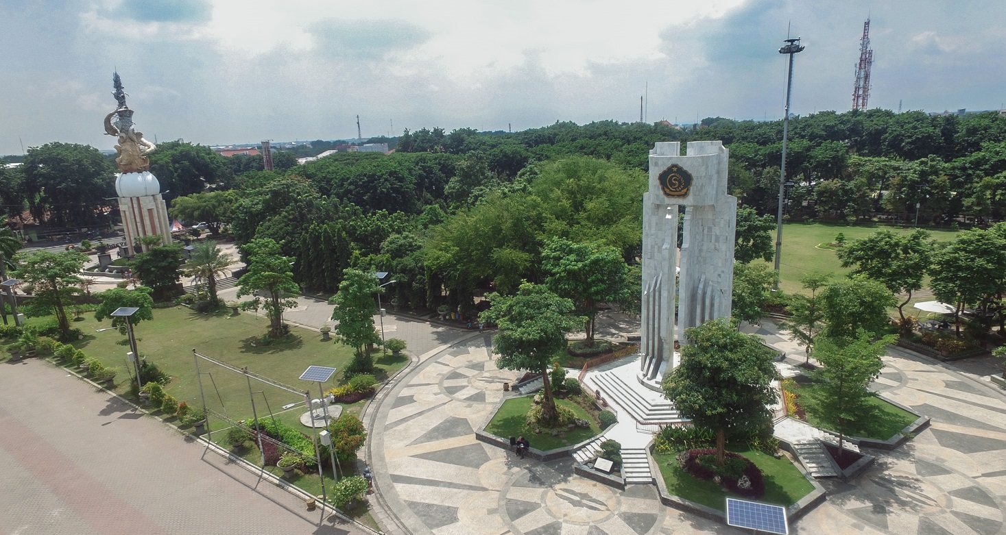 5 Wisata Edukasi di Sidoarjo, Isi Libur Tahun Baru 1 Alun alun sidoarjo