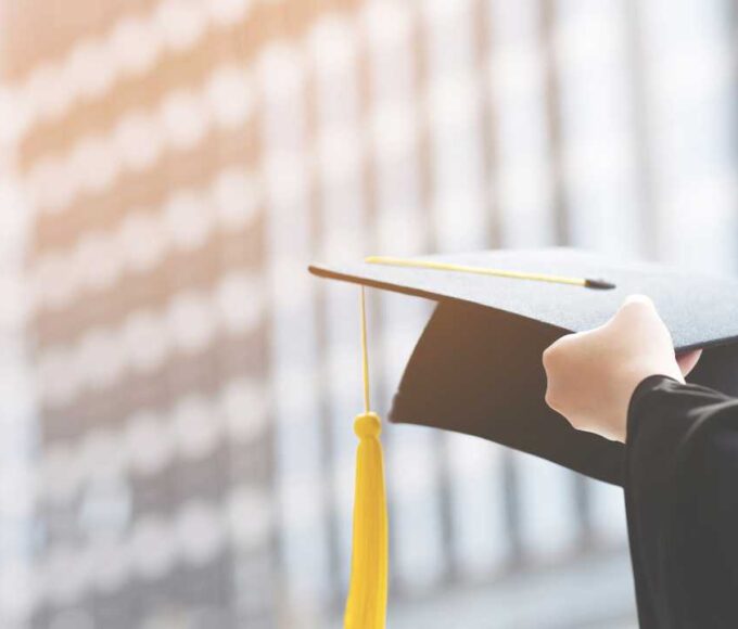 Daftar Jurusan Kuliah yang Cocok untuk Lulusan SMK dengan Prospek Kerja yang Menjanjikan 1