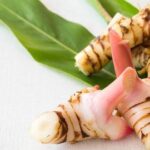 4 Manfaat Minum Air Rebusan Lengkuas secara Rutin, Apa Saja Sih? 3 Lengkuas